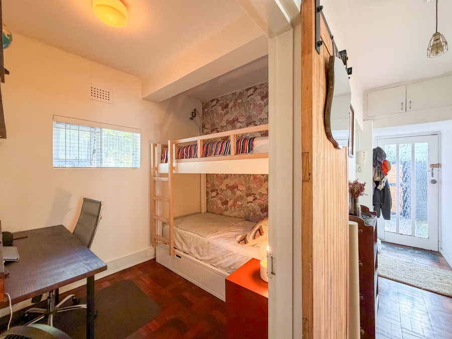 2 Bedroom Property for Sale in Oranjezicht Western Cape